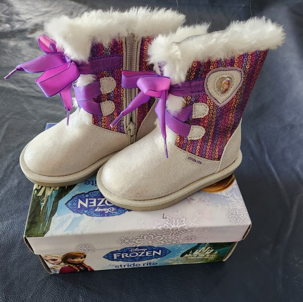 Frozen Kids' White and Purple Fur Boots